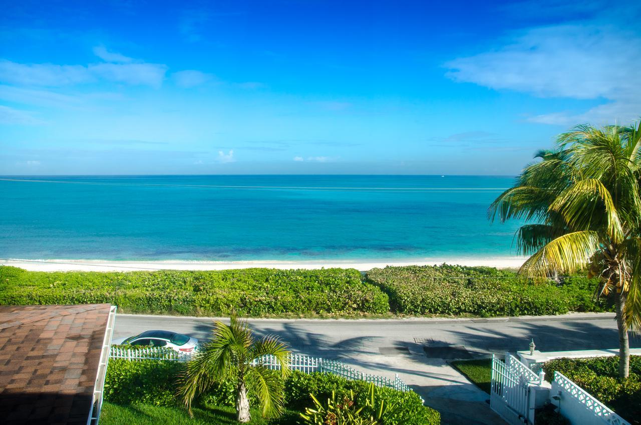 Four Bedroom Oceanfront Villa Nassau Eksteriør bilde